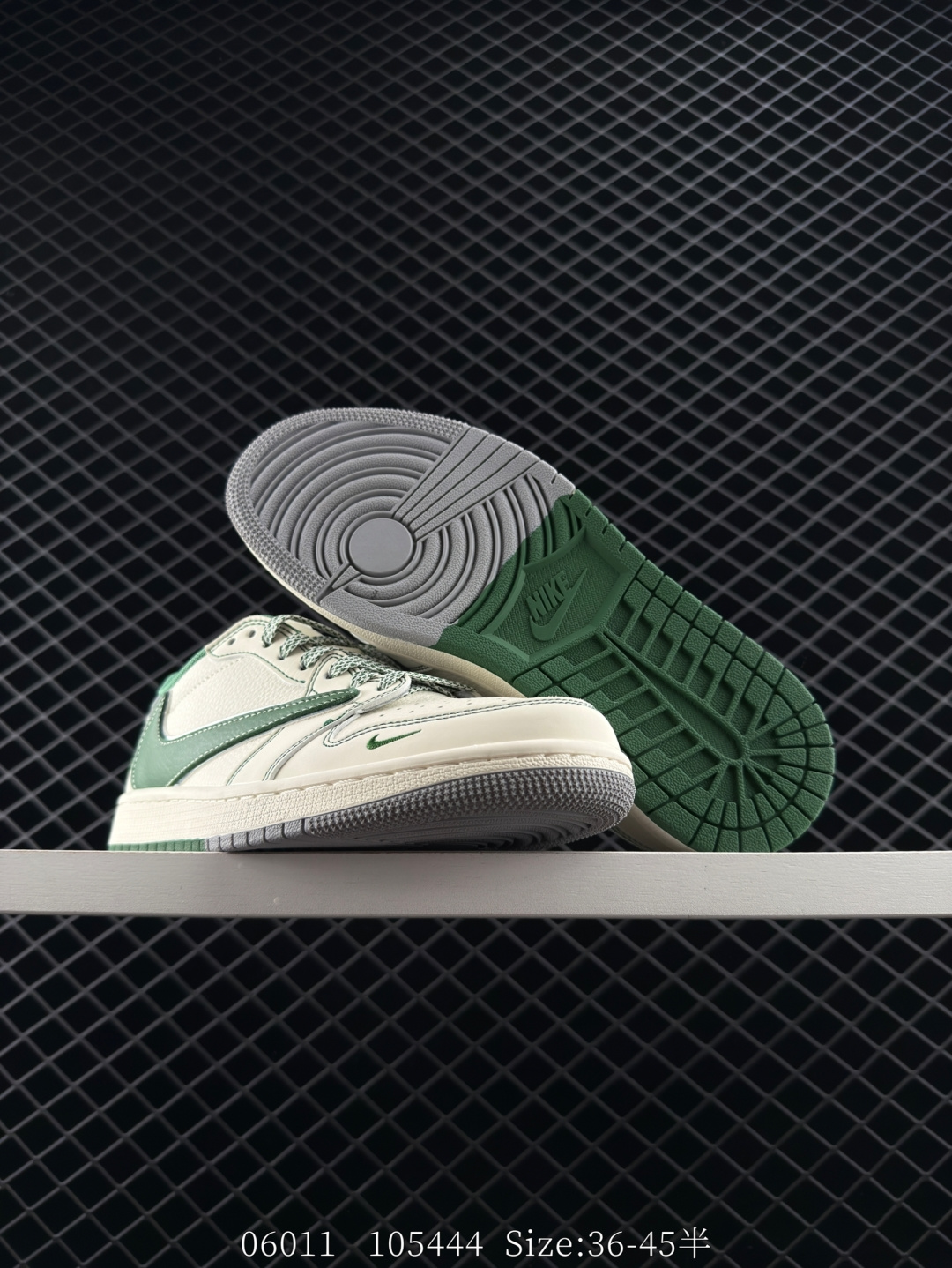 Nike Air Jordan 1 x Travis Scott AJ1